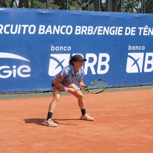 Tenistas de 12 países disputam o ITF W35 de Leme